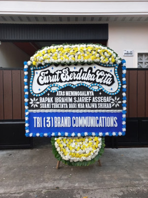 Papan Bunga Duka di Karang Mekar